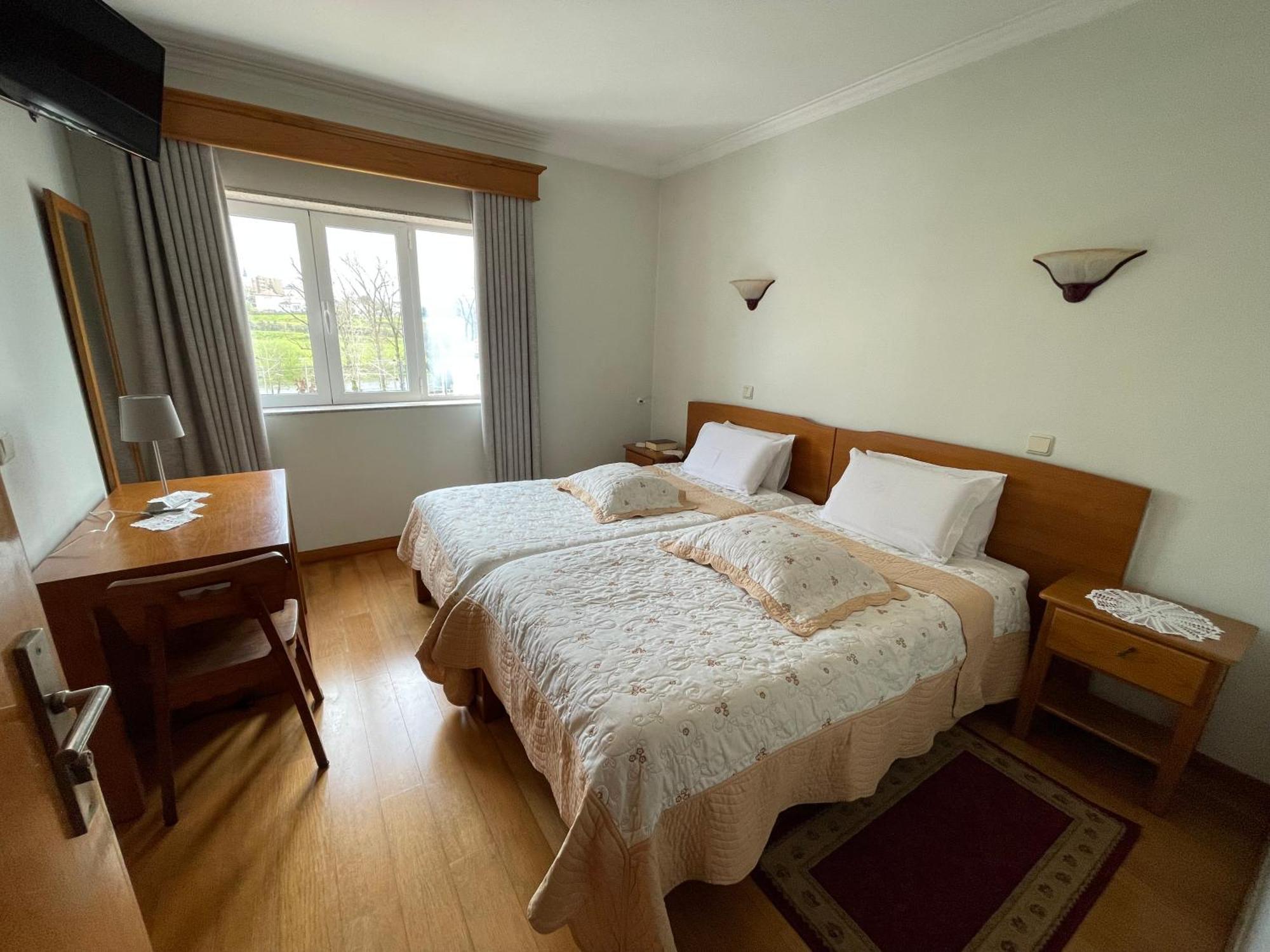 Solar S.Bento Hotell Santo Tirso Exteriör bild