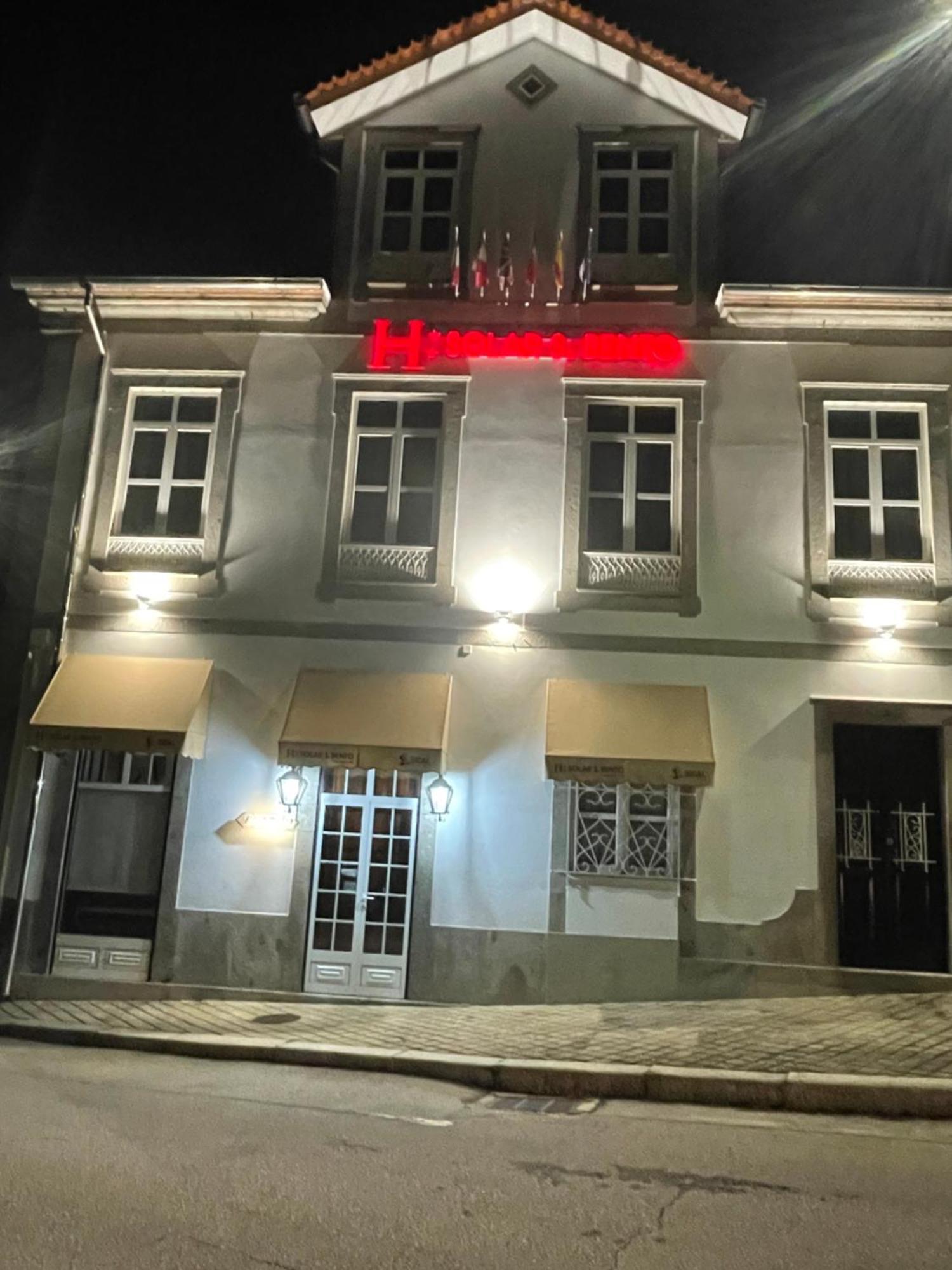 Solar S.Bento Hotell Santo Tirso Exteriör bild